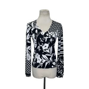 Etro black white silk blend multi print long sleeves v neck sweater size 40- S